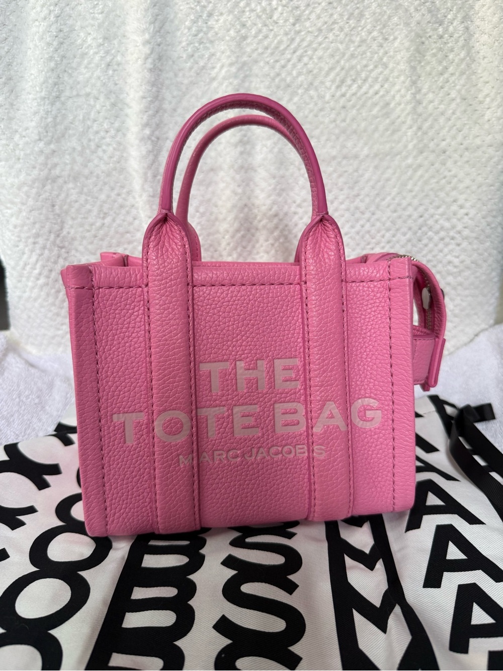 Marc Jacobs mini tote bag (petal)